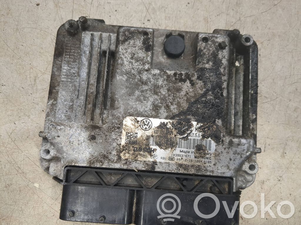Volkswagen Golf VI Engine control unit/module 