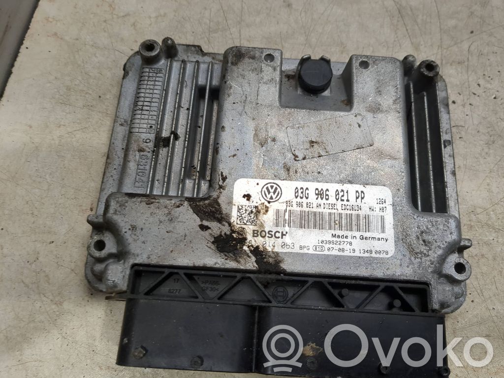 Volkswagen Touran I Engine control unit/module 
