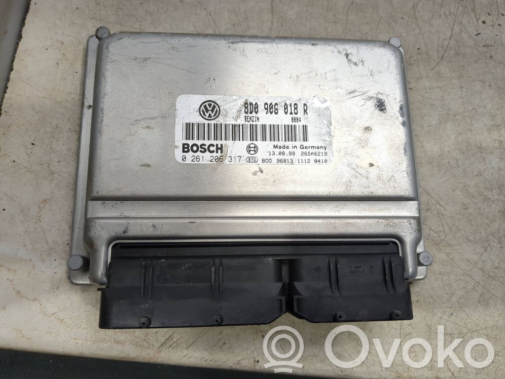 Volkswagen PASSAT B5.5 Engine control unit/module 