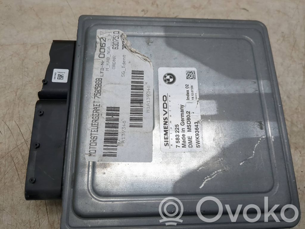 BMW 1 E81 E87 Engine control unit/module 