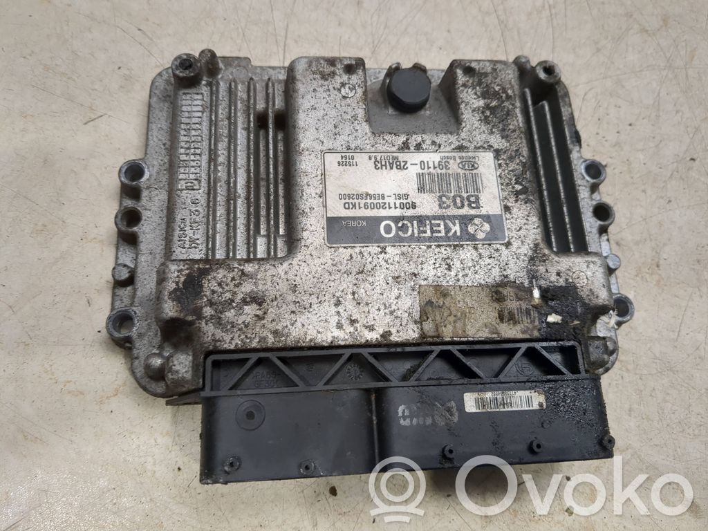KIA Sportage Engine control unit/module 