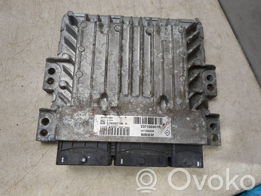 Renault Scenic II -  Grand scenic II Engine control unit/module 