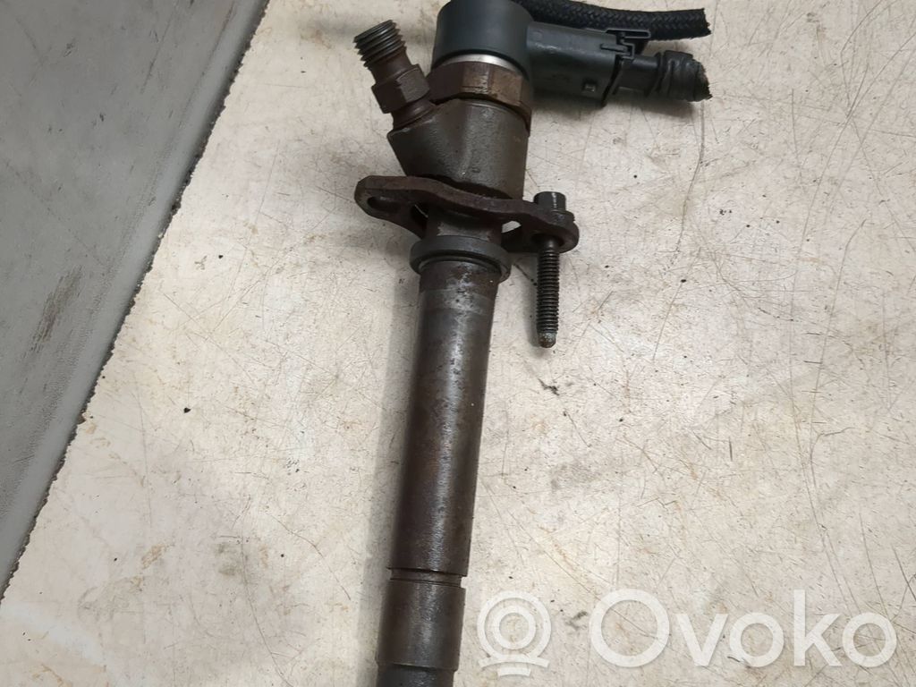 Inyector de combustible   0445110078