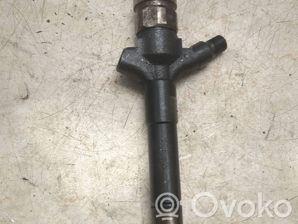 Mitsubishi L200 Inyector de combustible 