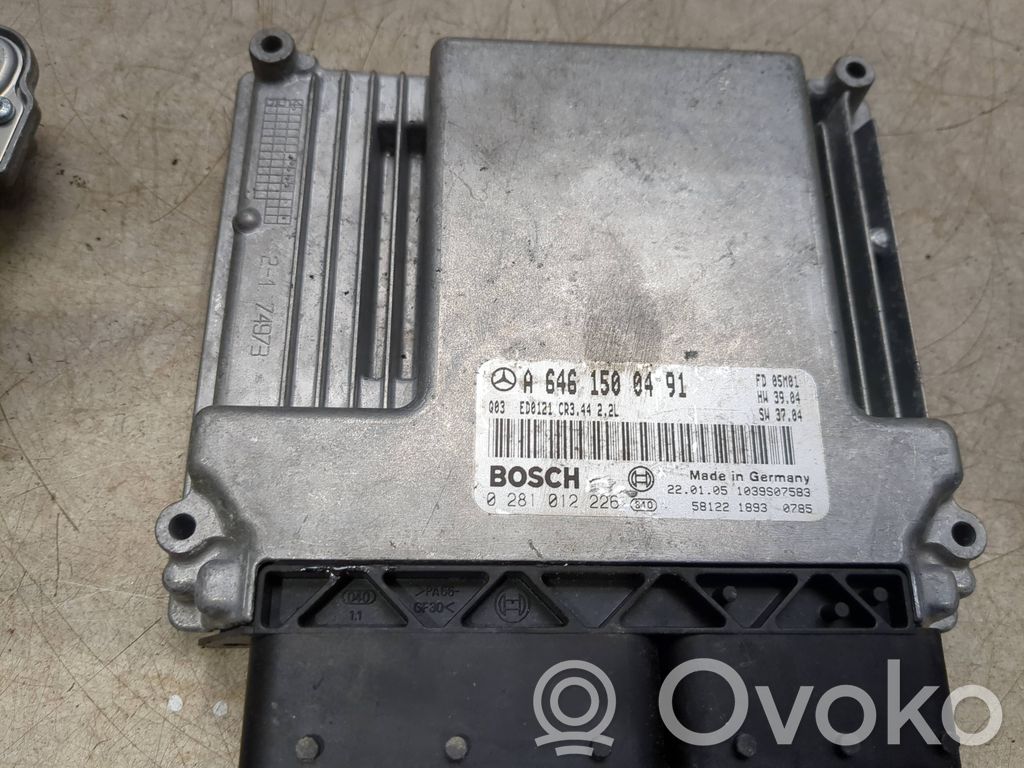 Mercedes-Benz E W212 Engine control unit/module 