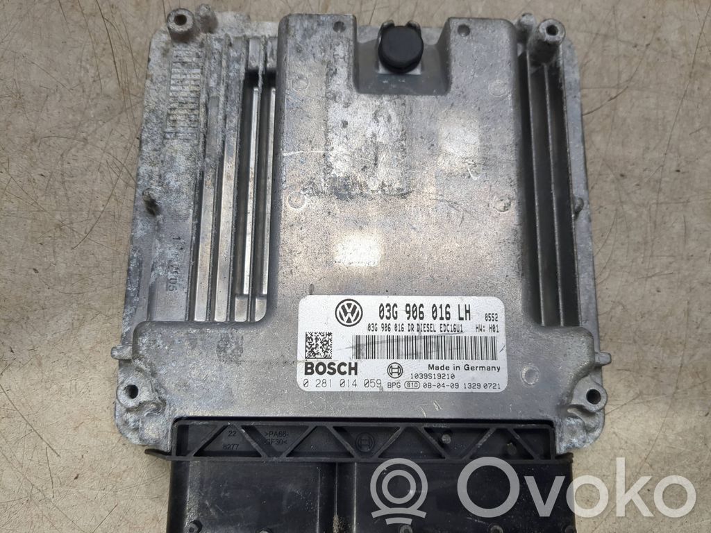 Volkswagen Golf V Engine control unit/module 