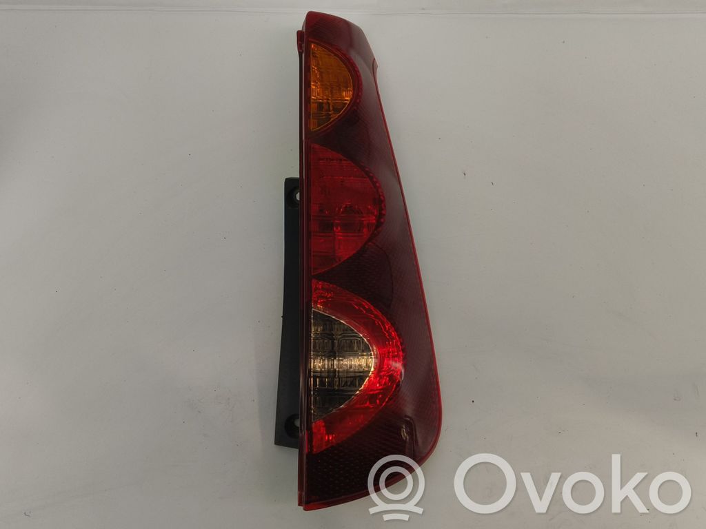Nissan Note (E11) Rear/tail lights 