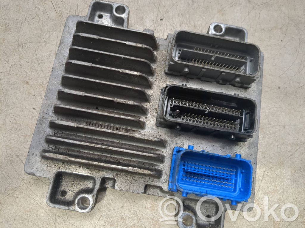 Opel Astra J Engine control unit/module 