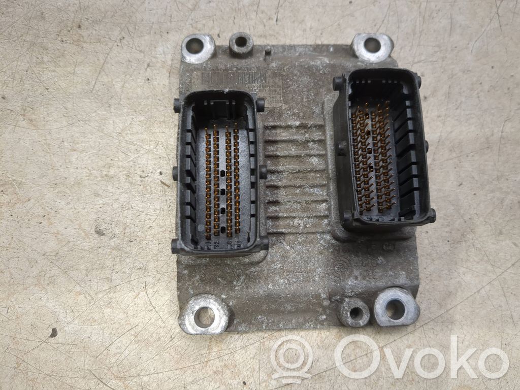 Fiat Punto (188) Calculateur moteur ECU 
