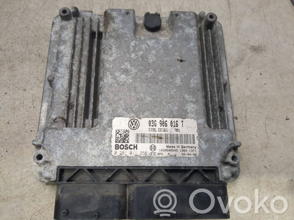 Volkswagen Golf VI Calculateur moteur ECU 
