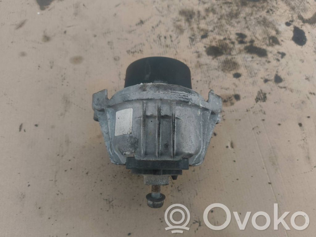 Engine mount bracket   13981112