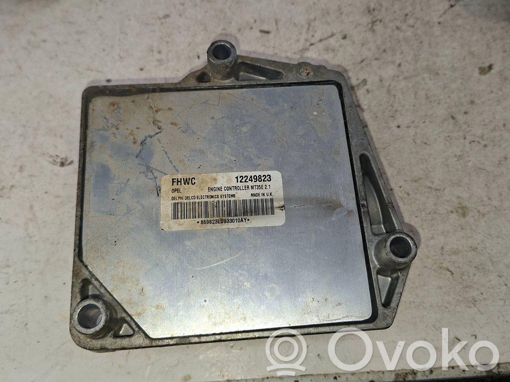 Opel Meriva A Engine control unit/module ECU 