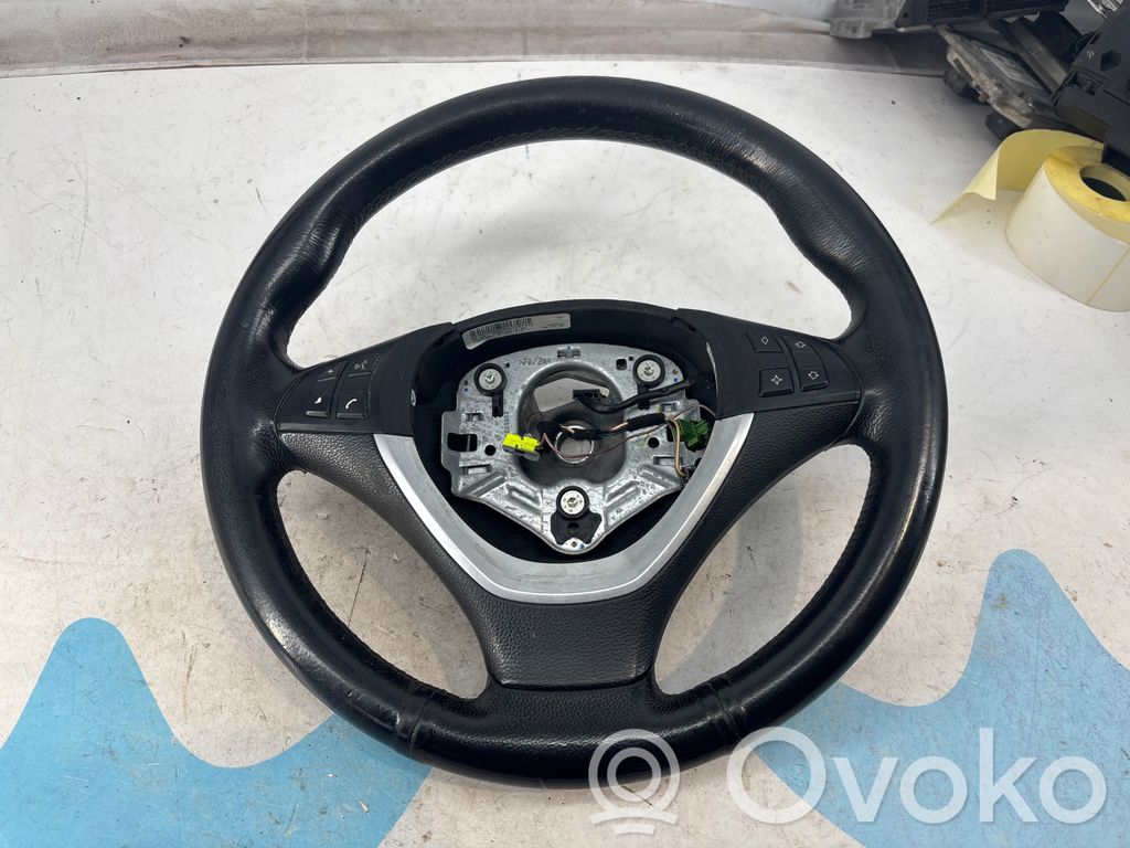 Steering wheel   3385E701,744032280720