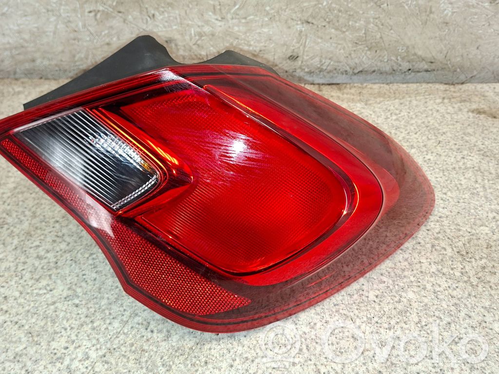 Opel Corsa E Rear/tail lights 