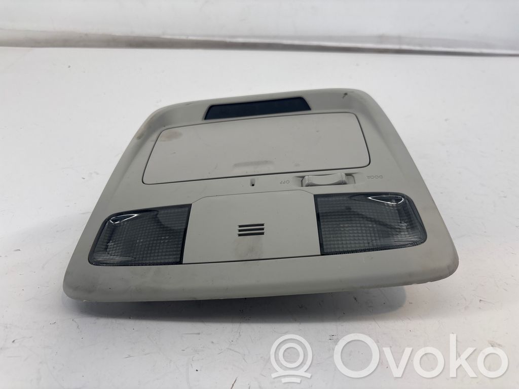 Subaru Outback (BS) Etuistuimen valo 
