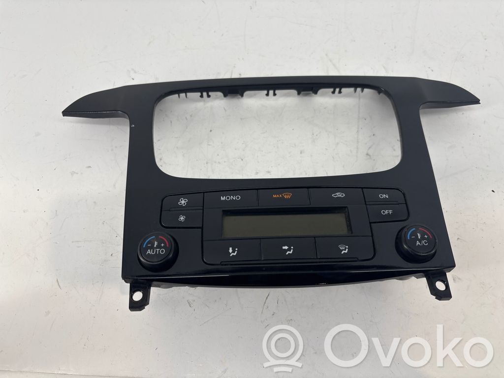 Climate control unit   BM2T18C612AC,0259A,WH4A20687