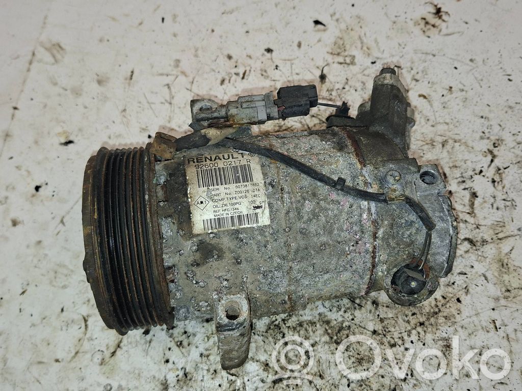 Renault Clio IV Air conditioning (A/C) compressor (pump) 