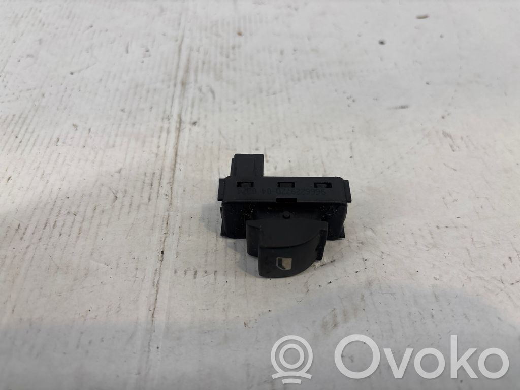 Peugeot 3008 I Electric window control switch 