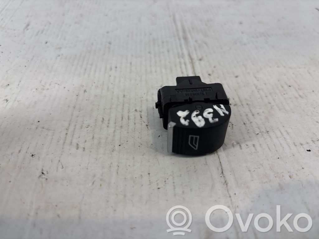 Ford Fiesta Electric window control switch 