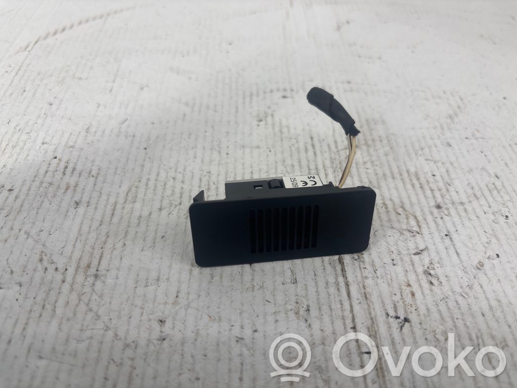 BMW 5 E60 E61 Mikrofons (bluetooth / tālrunis) 
