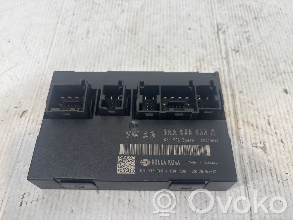 Volkswagen PASSAT B7 Module confort 