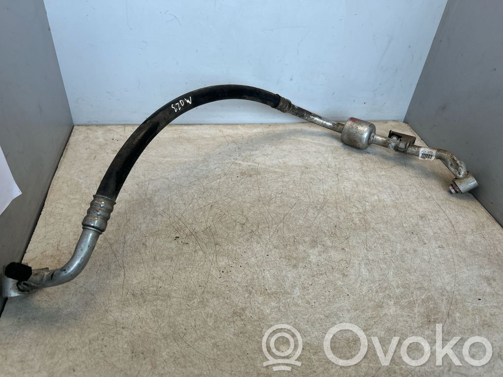 Ilmastointilaitteen putki (A/C)   R1234YF,R134A