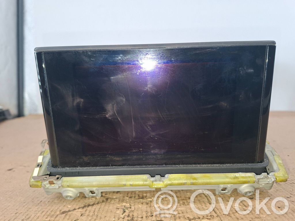 Audi A3 S3 8V Screen/display/small screen 