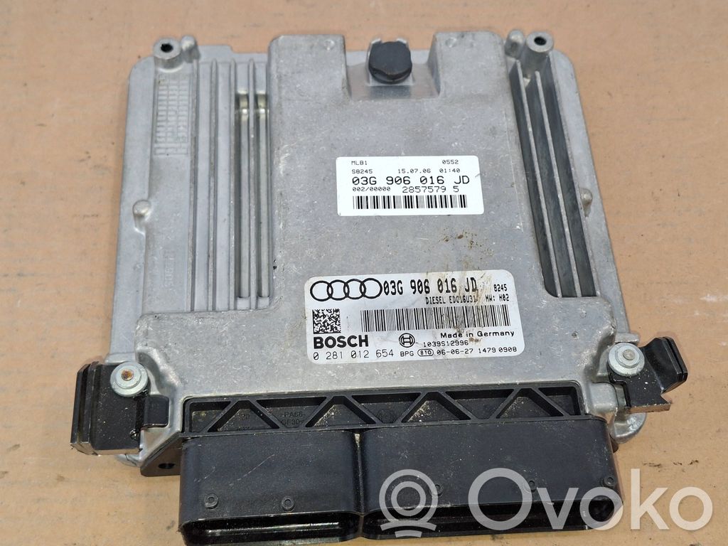 Audi A4 S4 B8 8K Engine control unit/module 