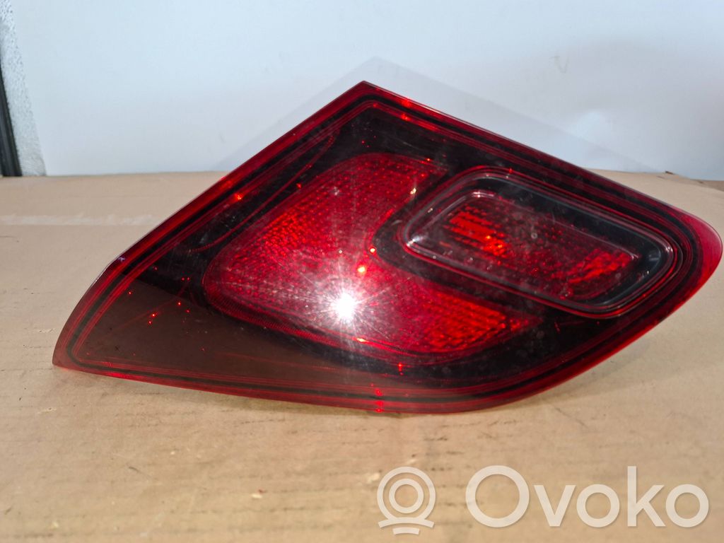 Opel Astra J Tailgate rear/tail lights 