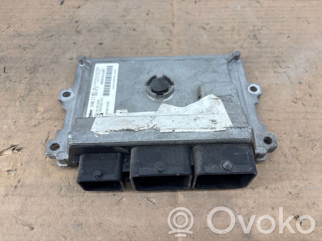 Peugeot 208 I Engine control unit/module 
