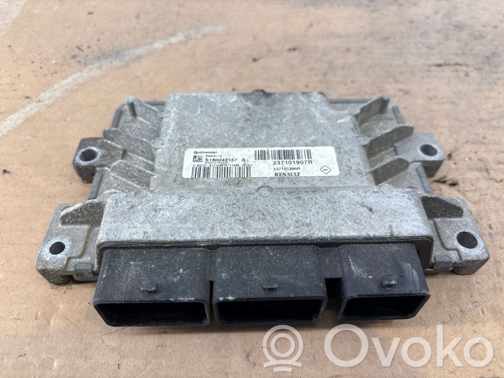 Renault Clio IV Calculateur moteur ECU 