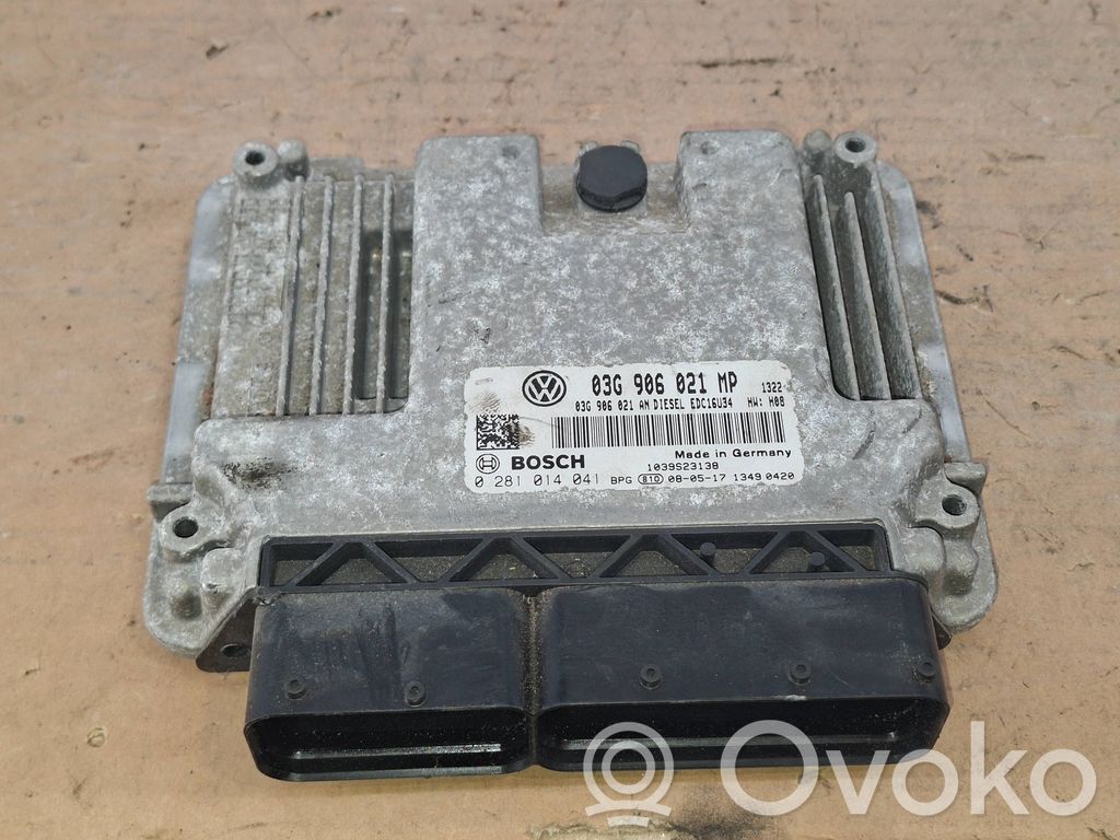 Volkswagen PASSAT B6 Engine control unit/module 