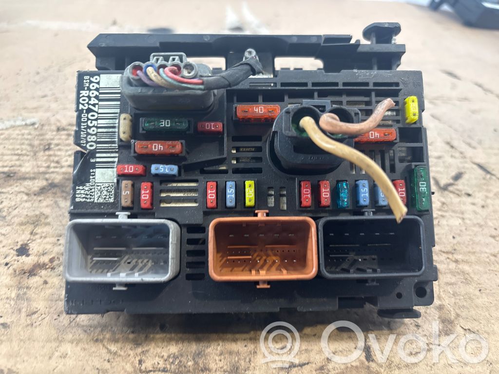 Citroen C4 I Picasso Sicherungskasten 