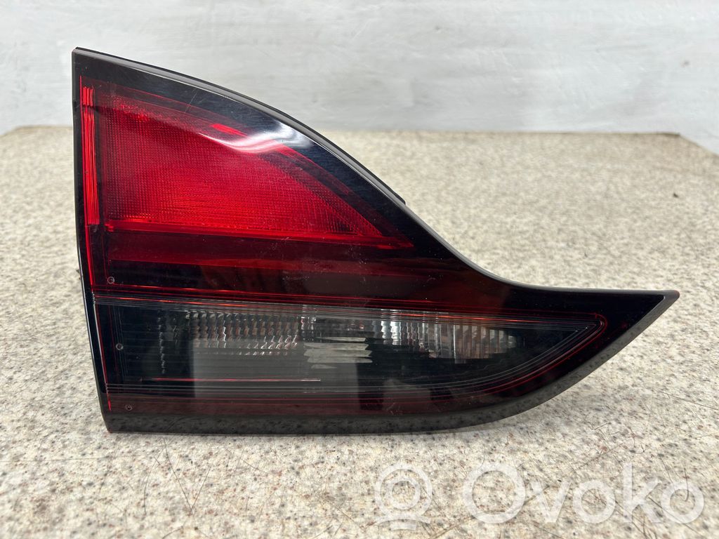 Opel Zafira C Lampă spate în capacul portbagajului 