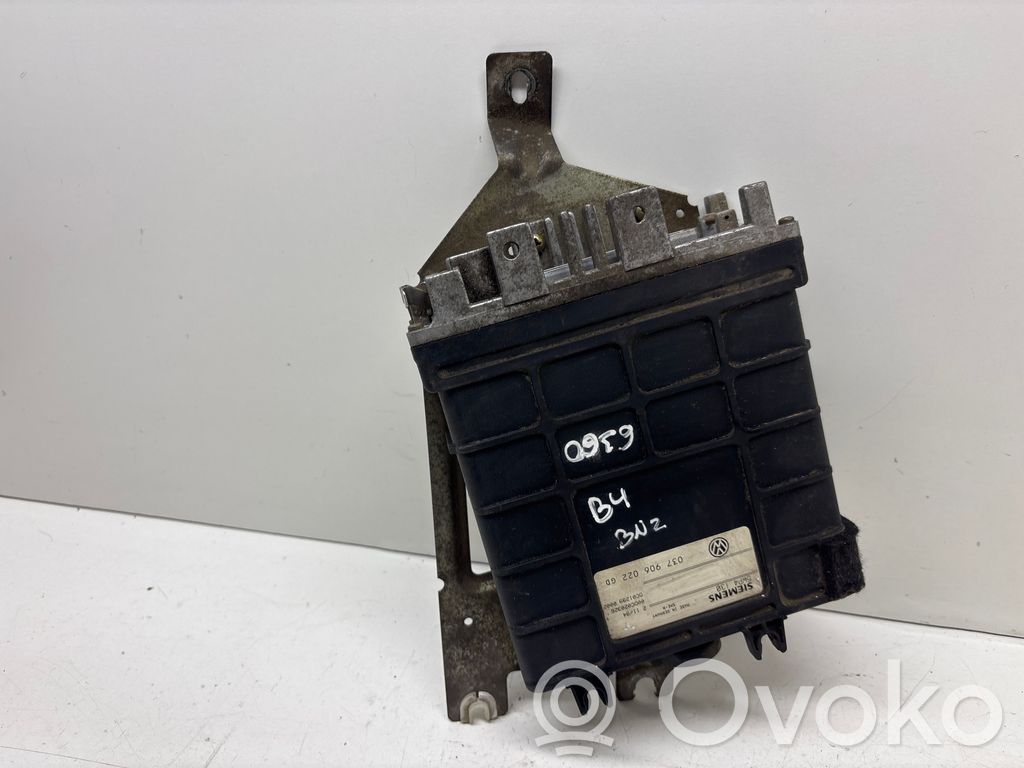 Engine control unit/module   037906022GD