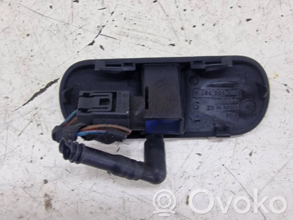 Audi A8 S8 D3 4E Windshield washer spray nozzle 
