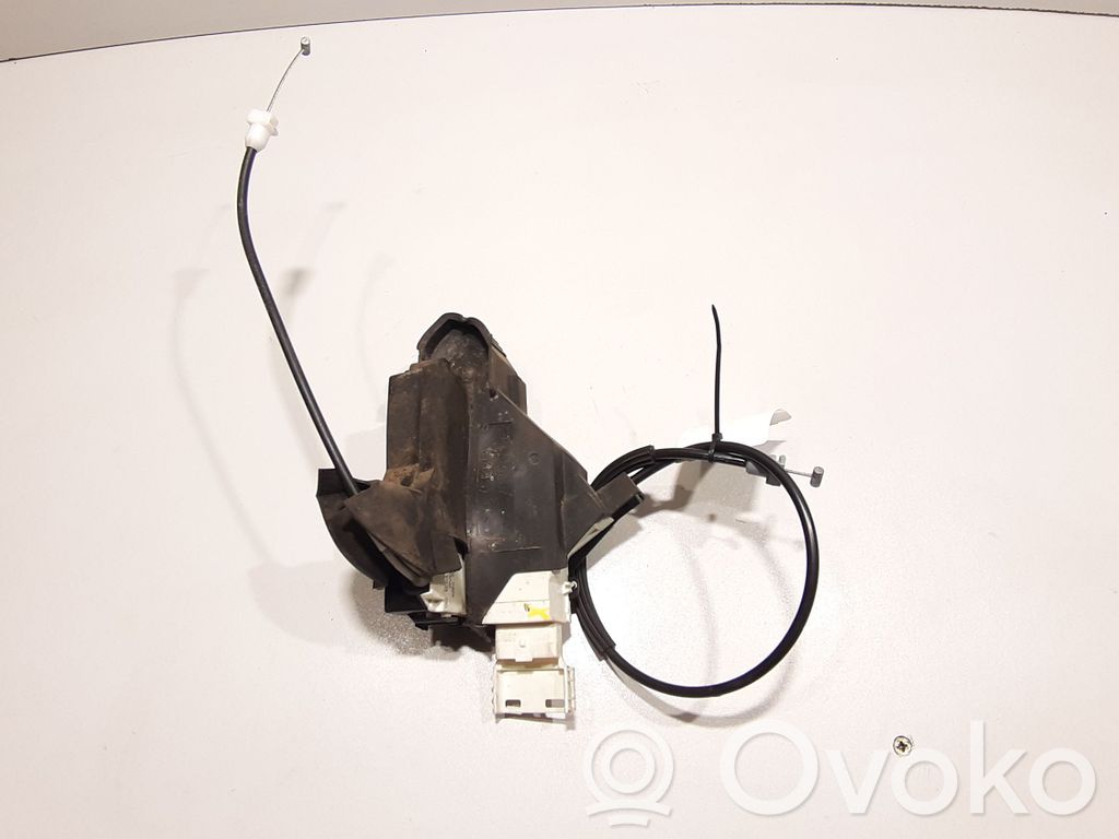 Peugeot 407 Zamek drzwi przednich 