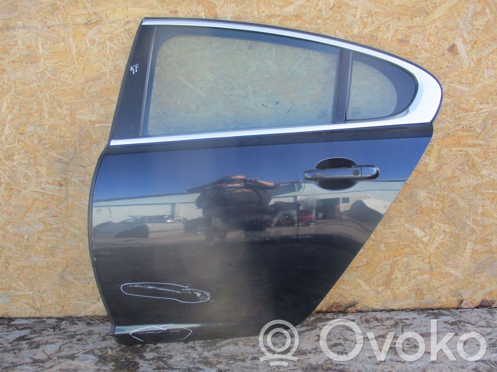 Jaguar XF X250 Galinės durys 
