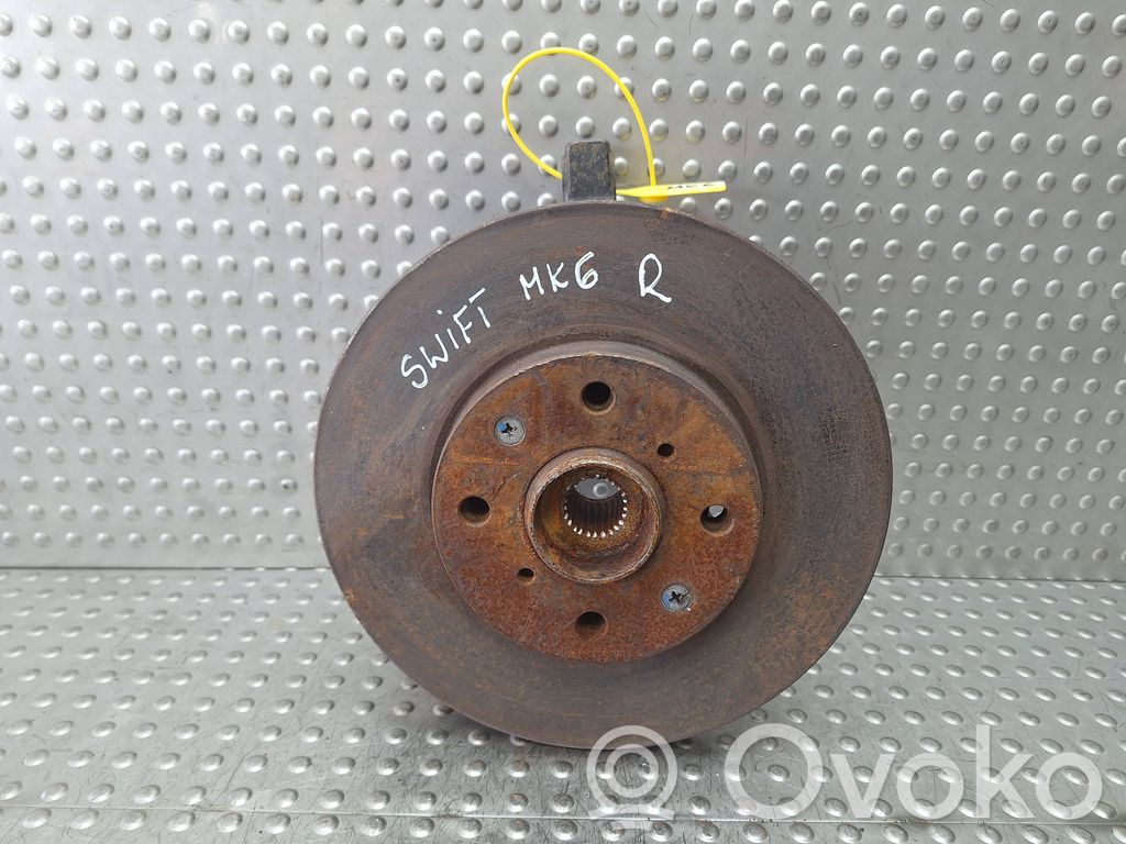 Suzuki Swift I Front wheel hub spindle knuckle 