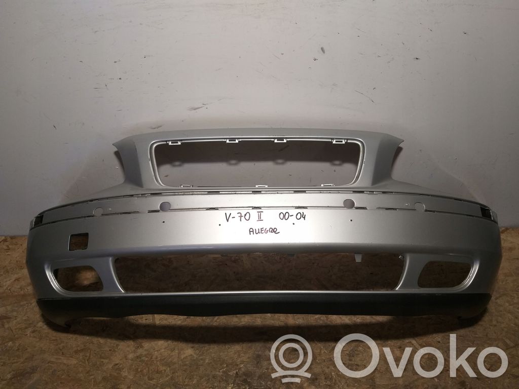 Volvo V70 Front bumper 
