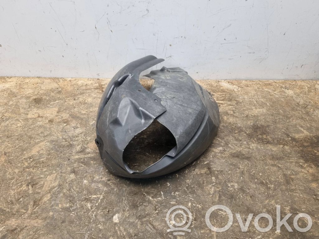 Ford Fiesta Contur aripă față 