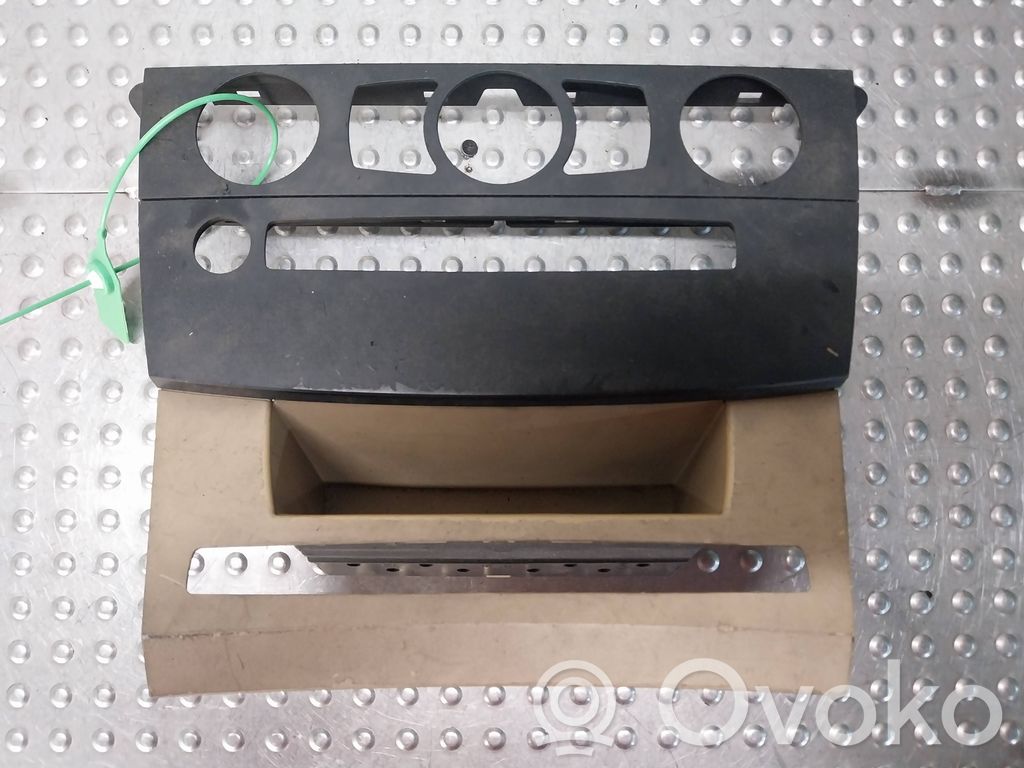 BMW 5 E60 E61 Panelės apdaila 