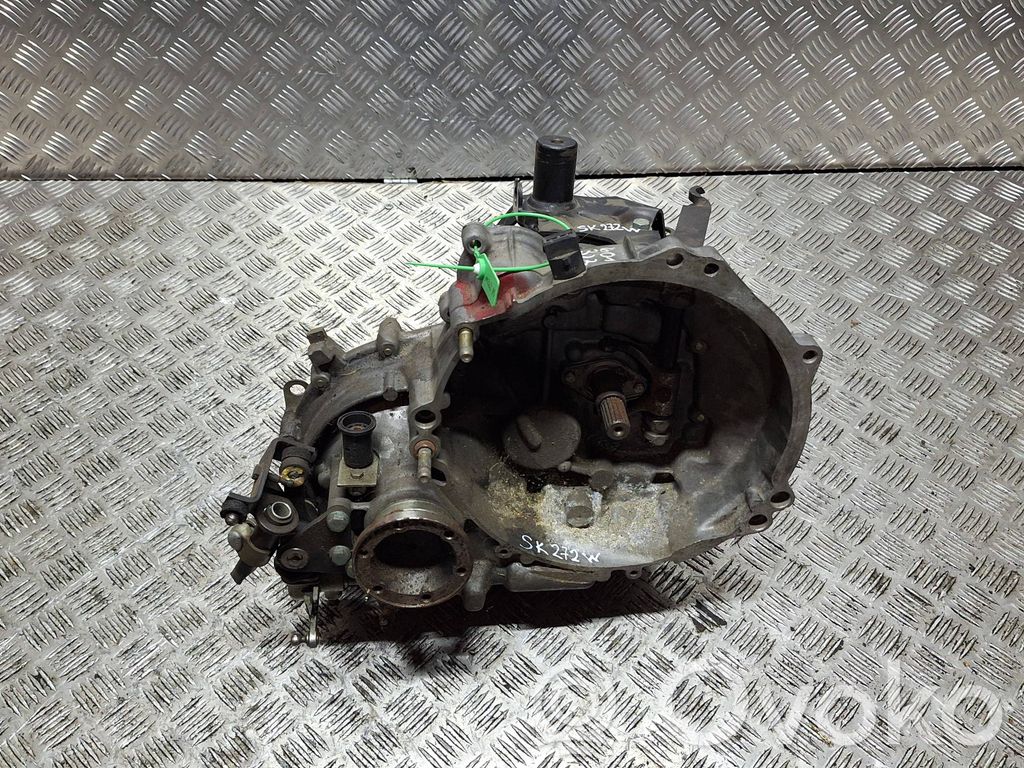 Manualna 5-biegowa skrzynia biegów   S26383238,EFM