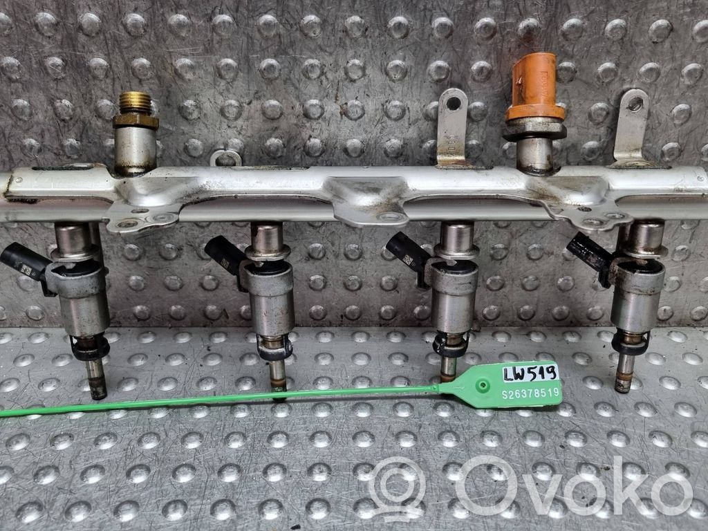 Audi A4 S4 B8 8K Rampă alimentare injectoare 