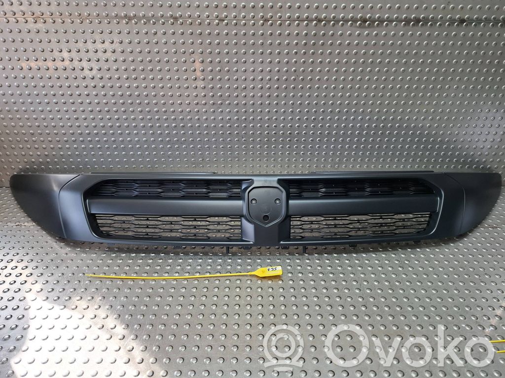 Ram ProMaster Rejilla delantera 