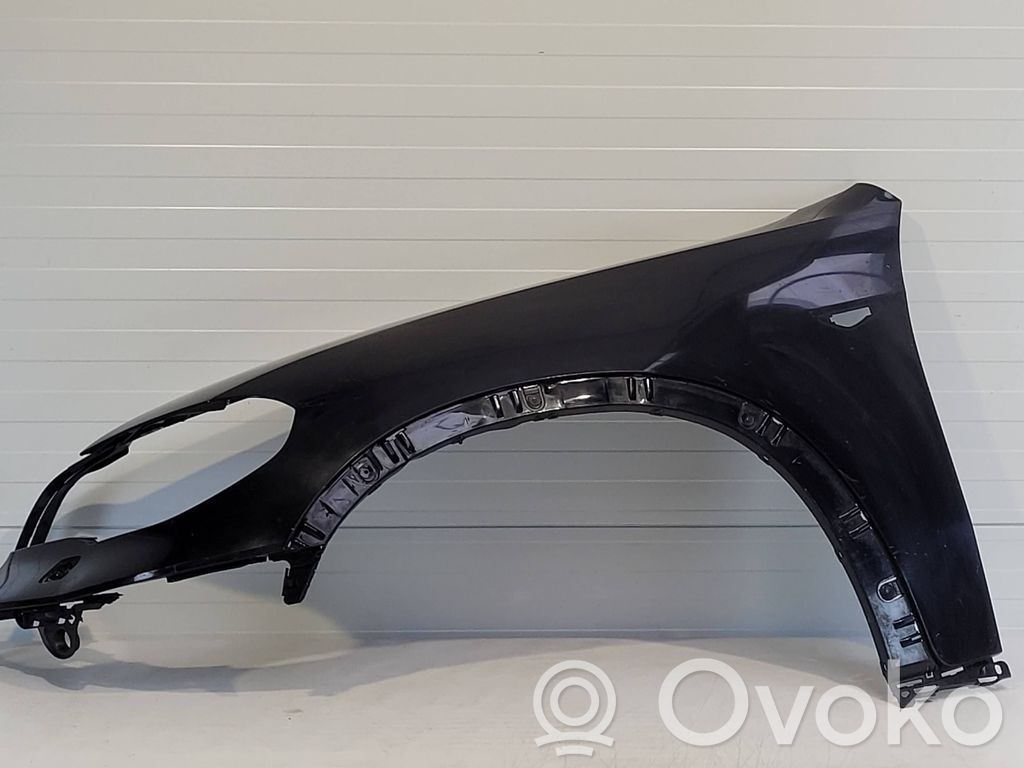 BMW X5 E70 Sparnas 