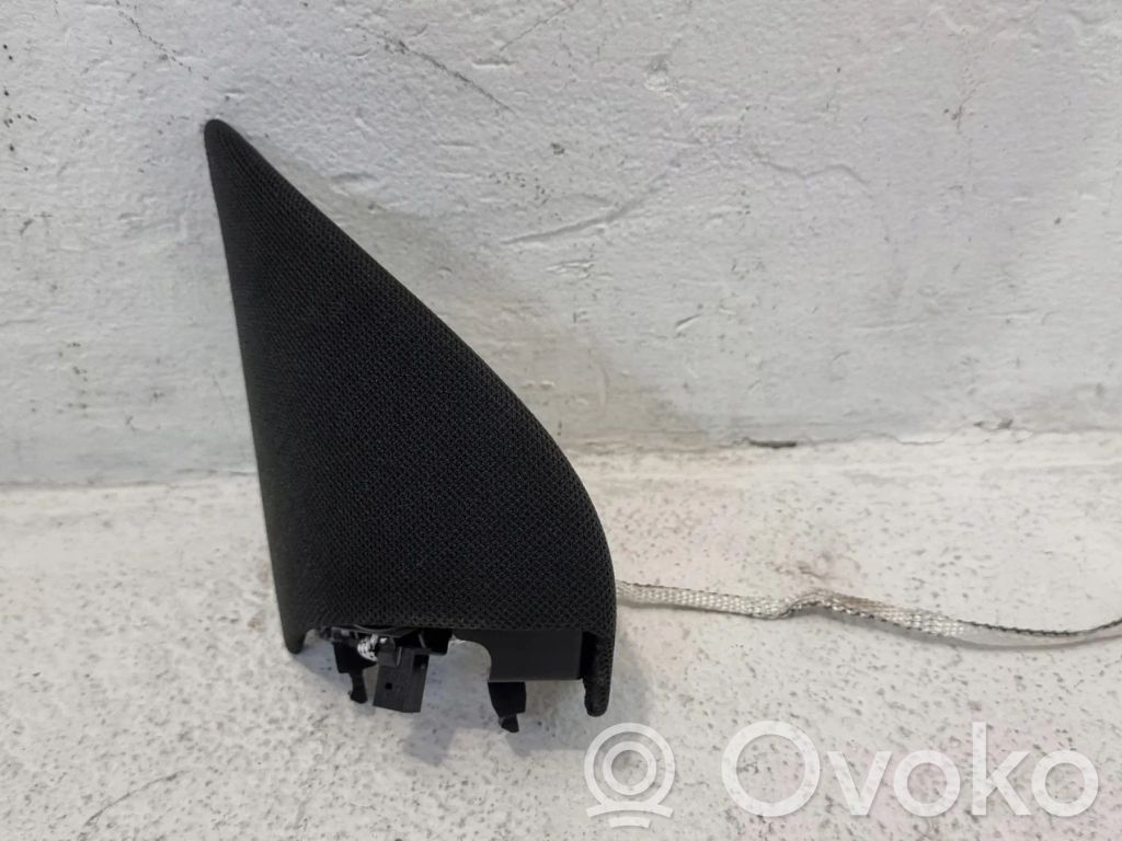 Tesla Model Y Difuzor ușă față 