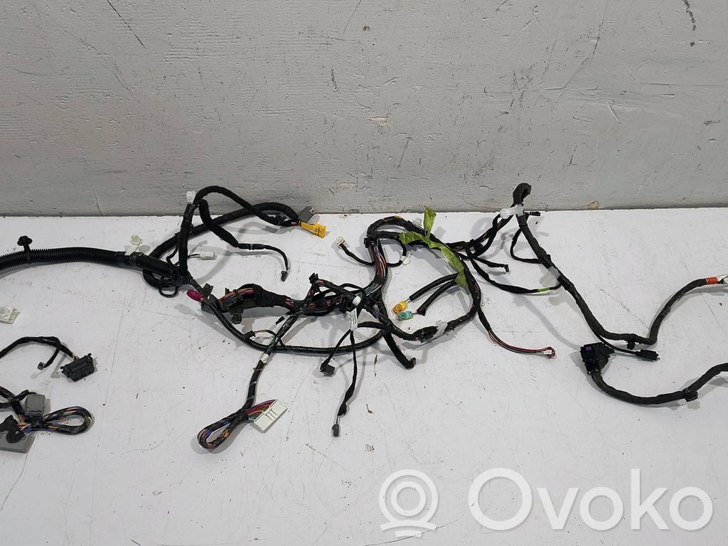 Tesla Model Y Cables del panel 
