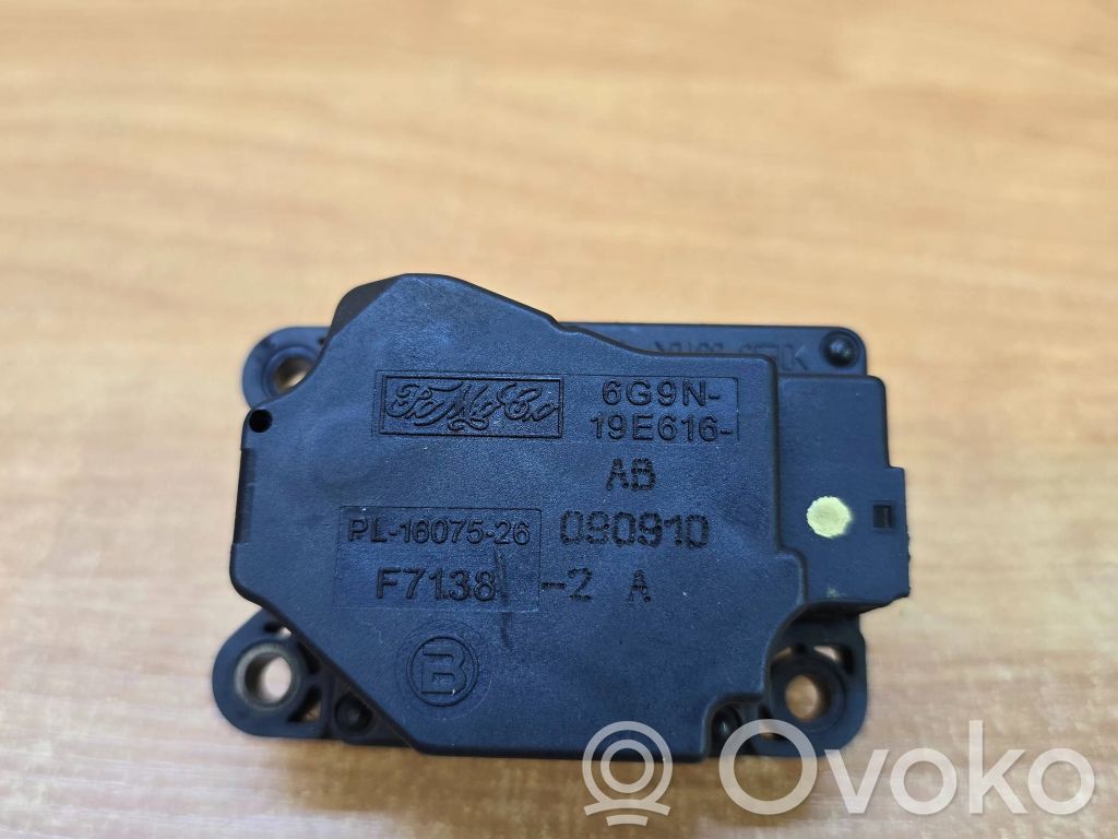 Volvo XC60 Silniczek nagrzewnicy 