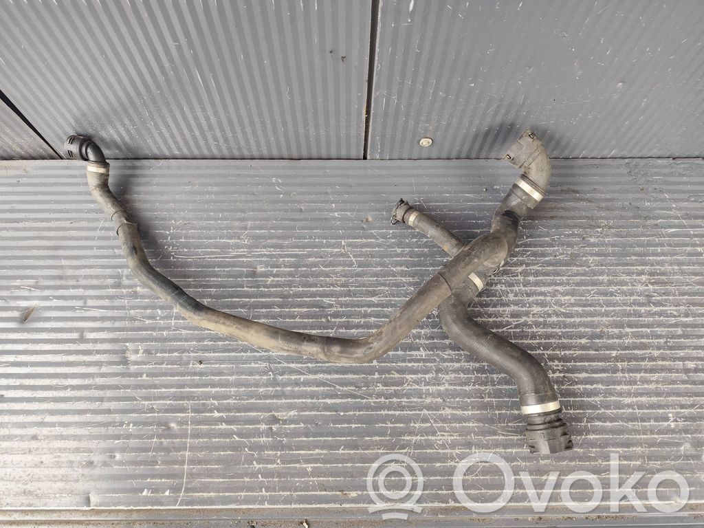BMW 3 E92 E93 Engine coolant pipe/hose 